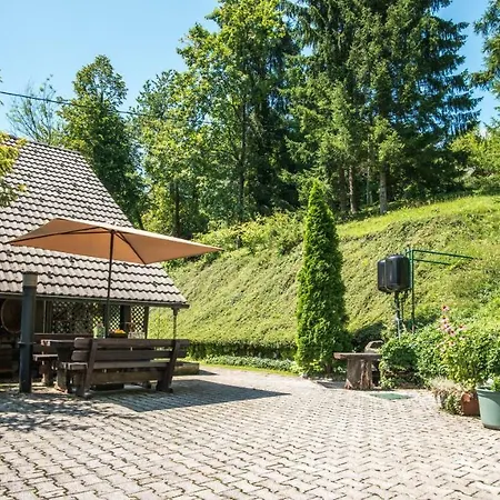 Semesterbostad Fairytale Near Ljubljana Polhov Gradec